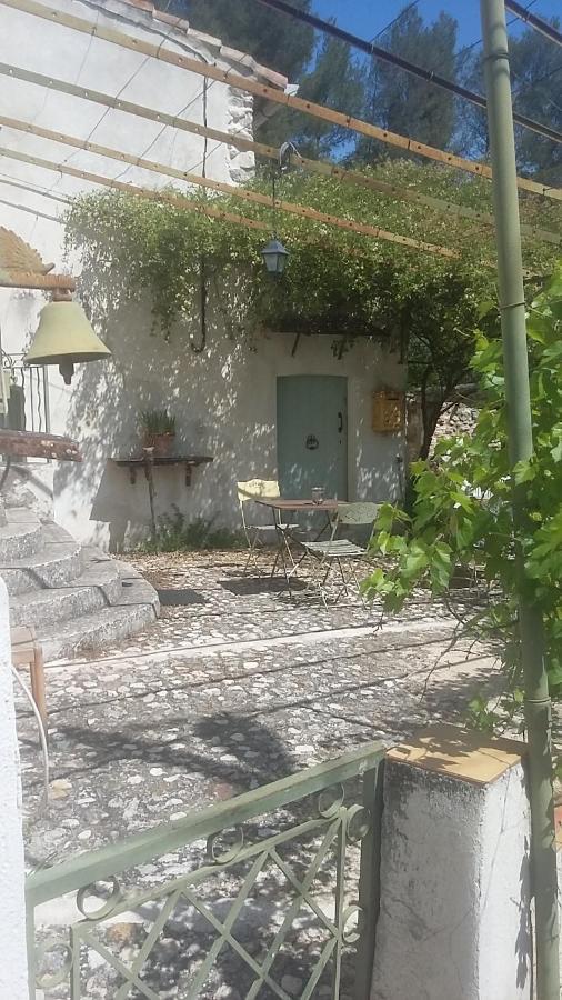 Appartement Dans Hameau Provencal Allauch Exterior photo