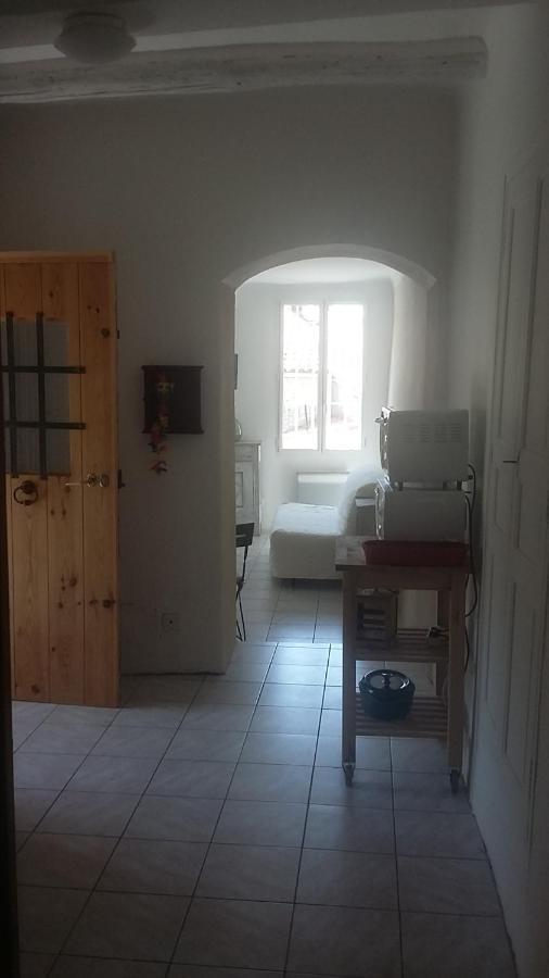 Appartement Dans Hameau Provencal Allauch Exterior photo